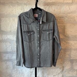 Levi's Women’s  Charcoal Button-Down Shirt
